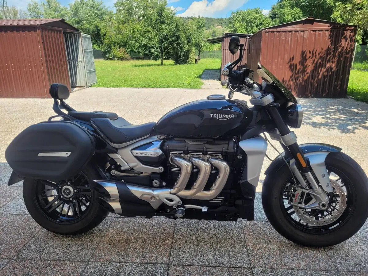 Triumph Rocket 3 R (2021 - 24) (15)
