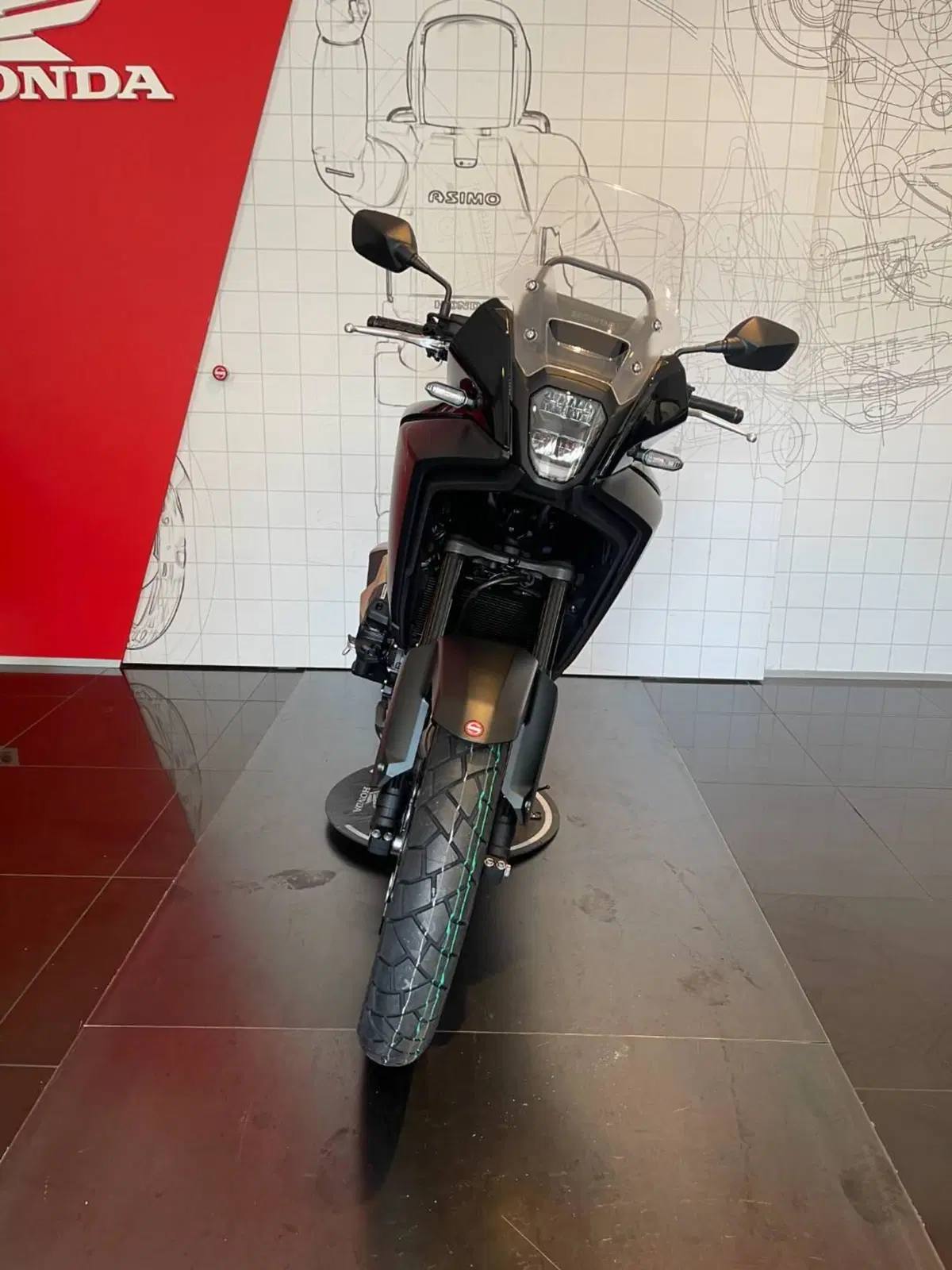 Honda NX500 (2026) (3)
