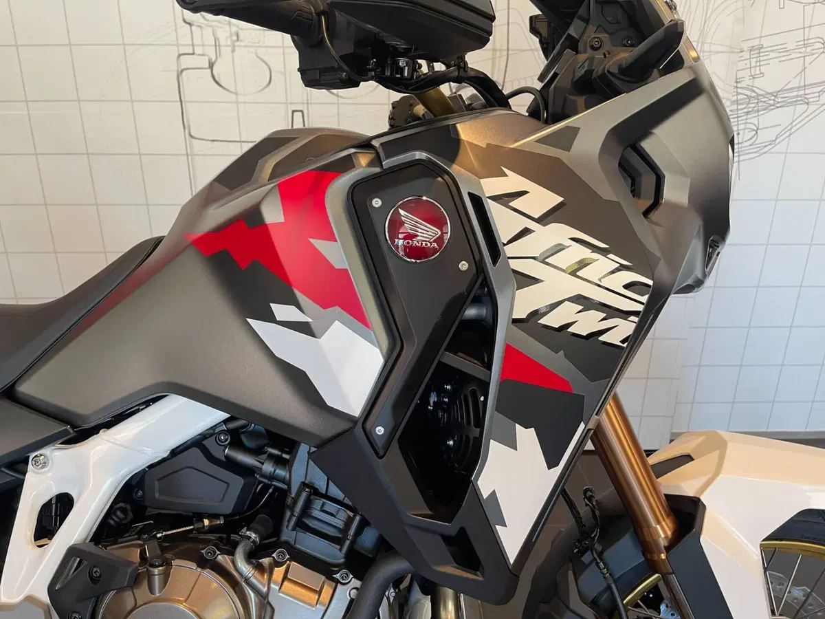 Honda Africa Twin CRF 1100L Adventure Sports (2024 - 26) (2)