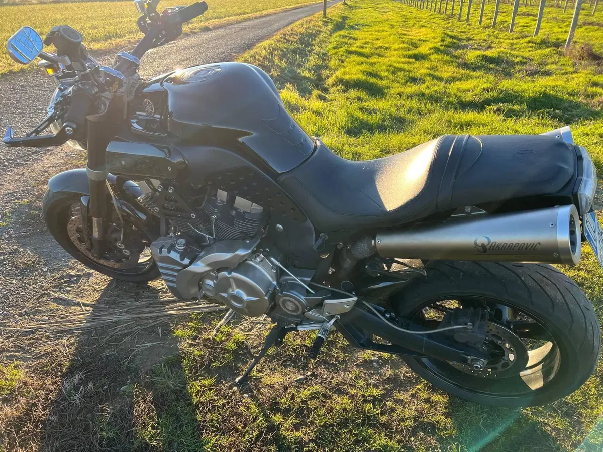 Yamaha MT-01 (2005- 11) (2)