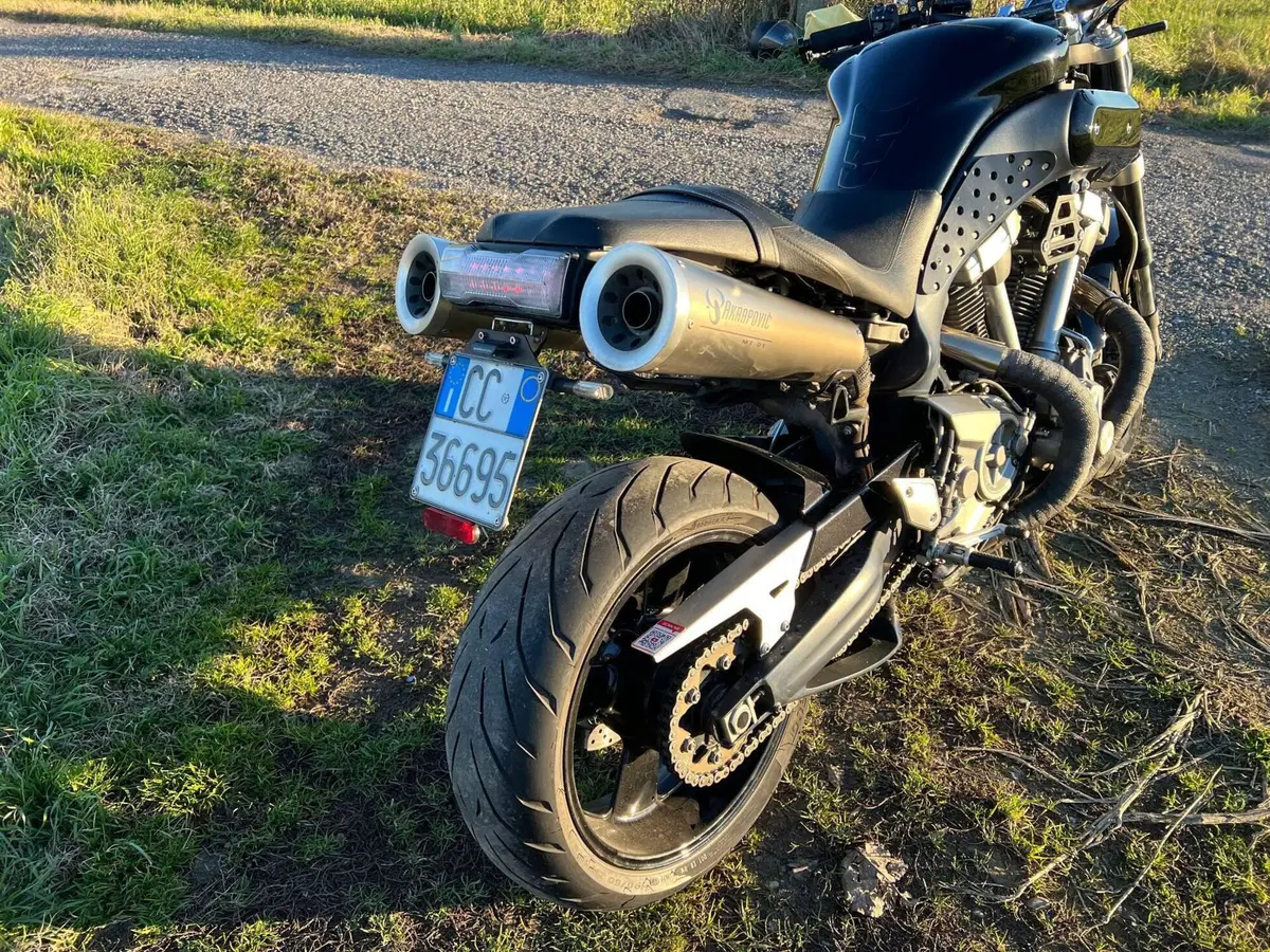 Yamaha MT-01 (2005- 11) (12)