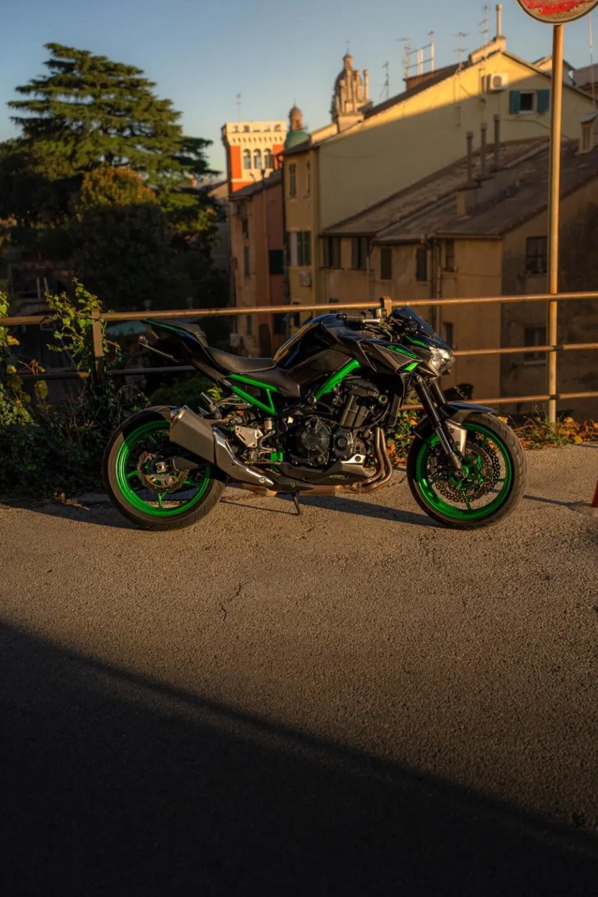 Kawasaki Z 900 A2 (2021 - 24) (15)