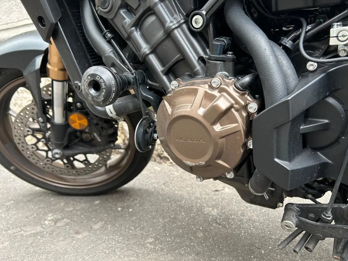 Honda CB 650 R E-Clutch (2024 - 26) (6)