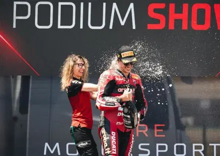 Bulega vince Gara1 al Motorland [GALLERY]