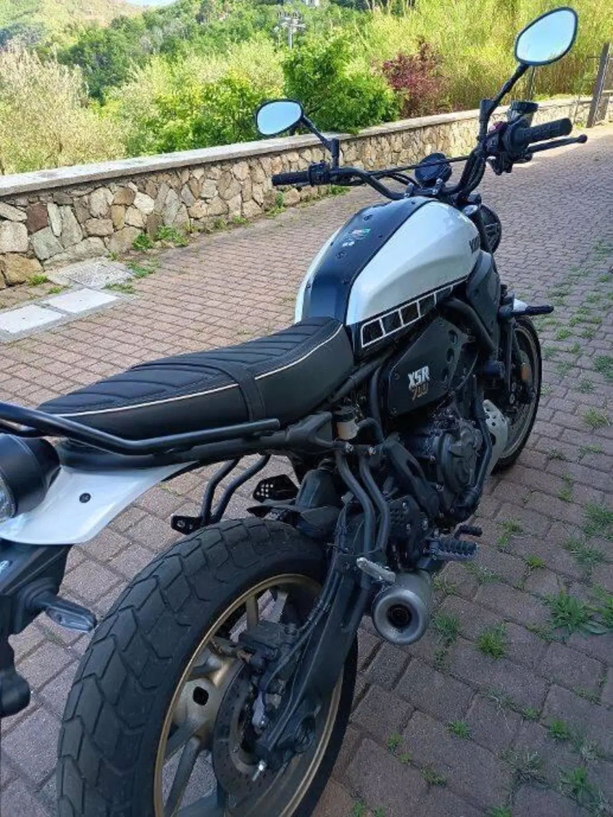 Yamaha XSR 700 Legacy (2023 - 26) (2)