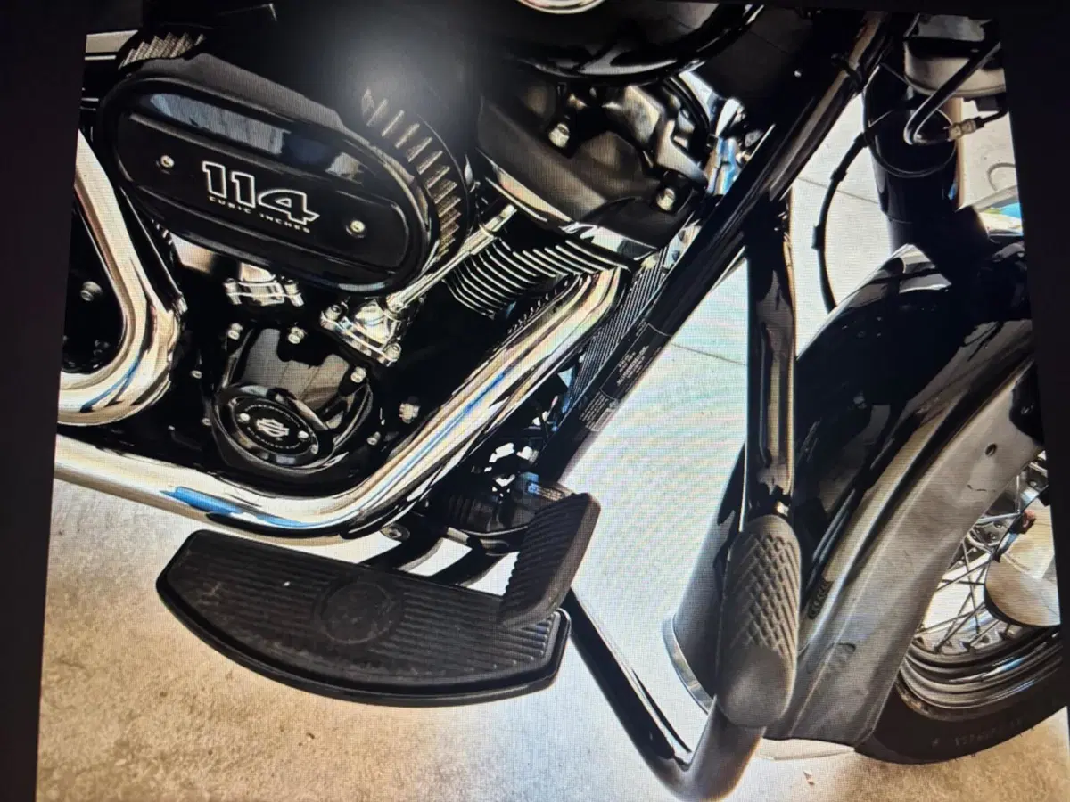 Harley-Davidson 114 Heritage Classic (2018 - 20) - FLHCS (4)