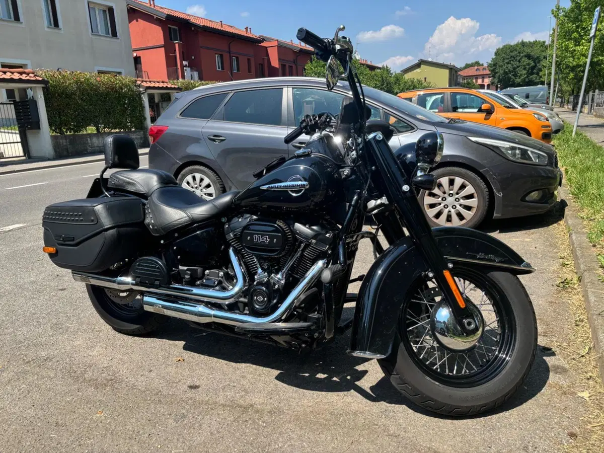 Harley-Davidson 114 Heritage Classic (2018 - 20) - FLHCS (14)