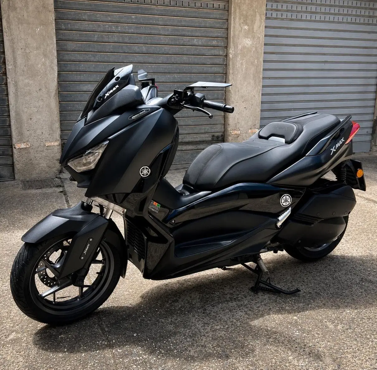 Yamaha X-Max 300 Iron Max (2019 - 20) (3)