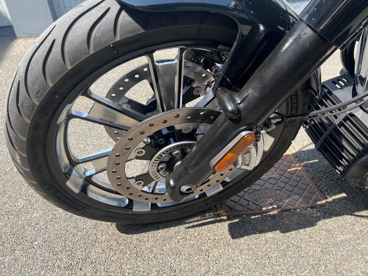Bmw R 18 100 Years (2023) (7)
