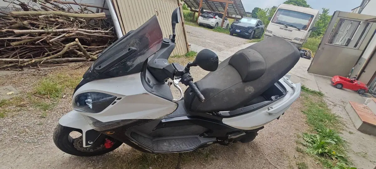 Kymco Xciting 300i R (2007 - 14) (4)