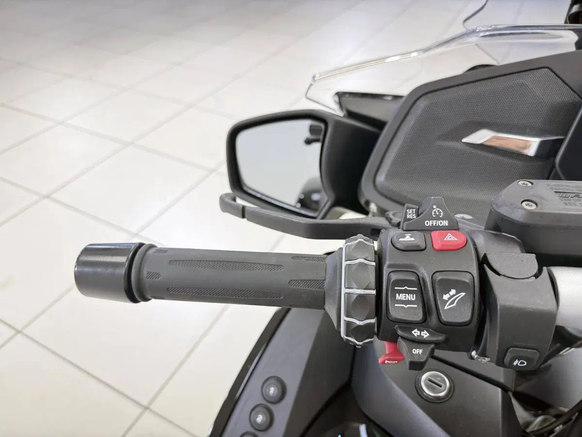 Bmw R 1250 RT (2021 - 25) (10)