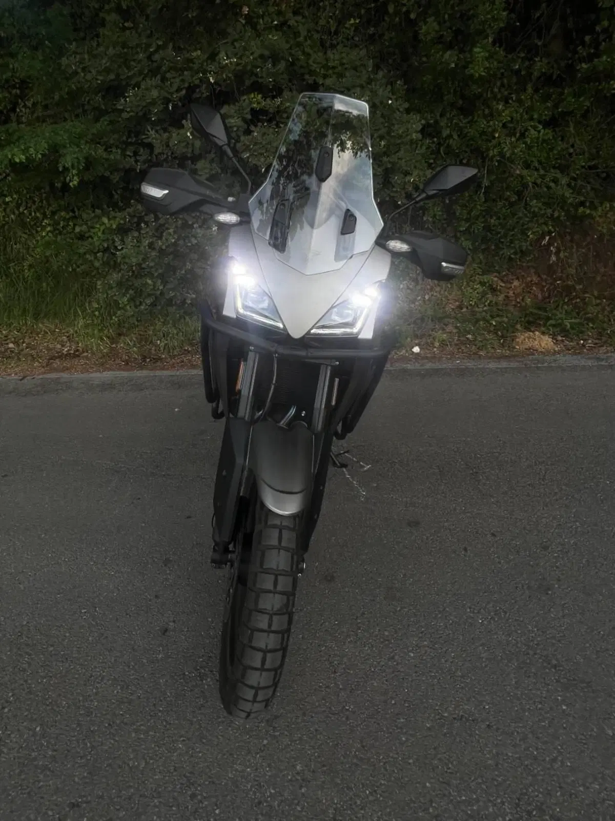 Moto Morini X-Cape 650 (2021 - 26) (7)