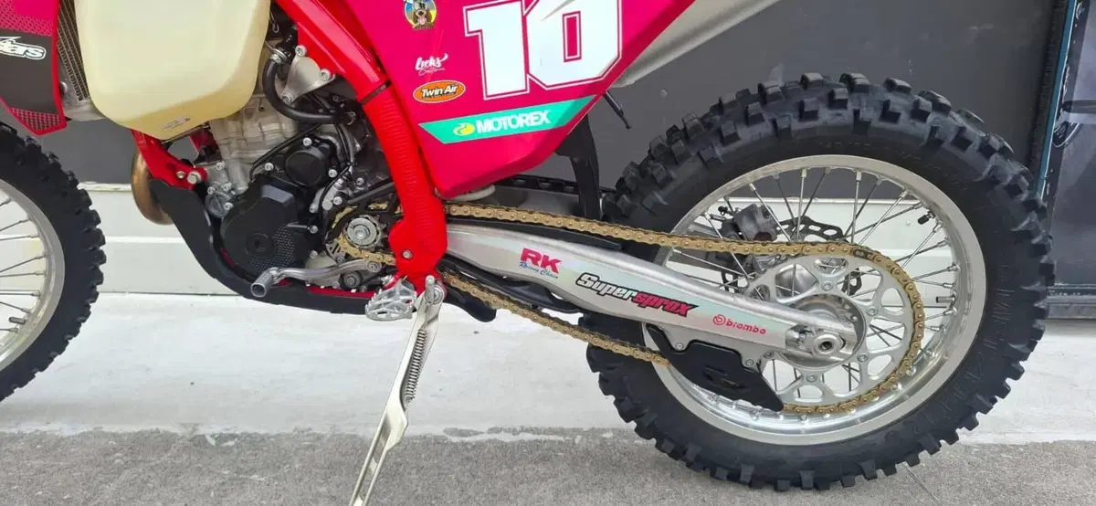 GASGAS EC 250 F (2024) (6)