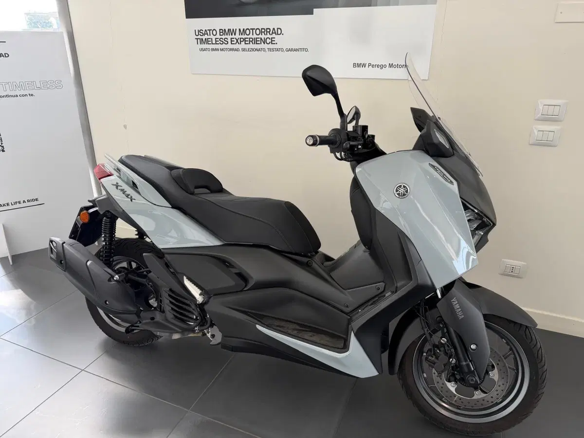 Yamaha X-Max 125 Tech Max+ (2025 - 26) (13)