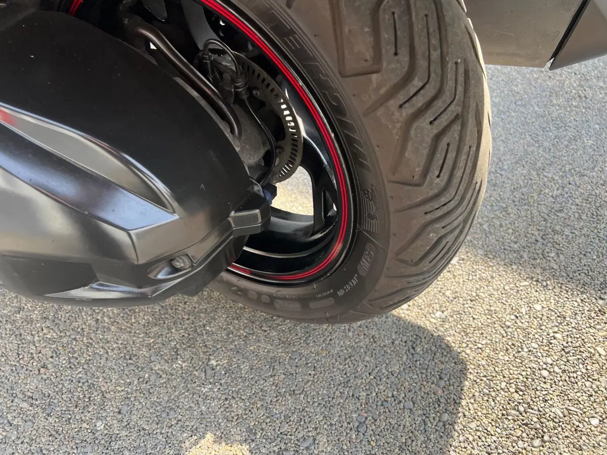 Suzuki Burgman AN 400 Lux ABS (2012 - 17) (14)