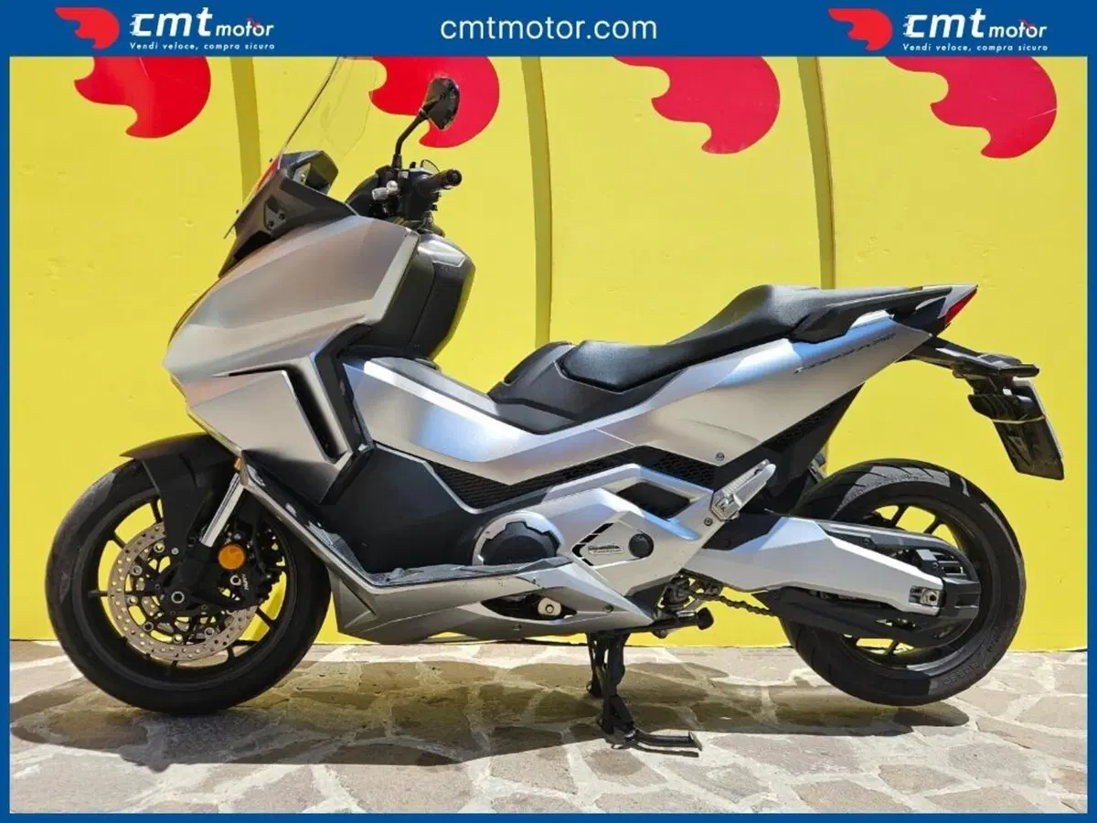 Honda Forza 750 DCT (2021 - 24) (3)