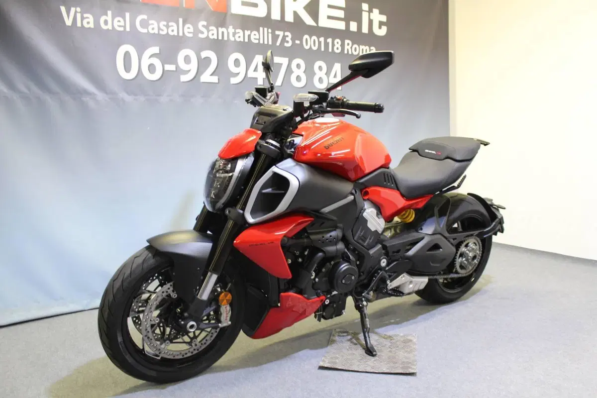 Ducati Diavel V4 (2023 - 26) (12)