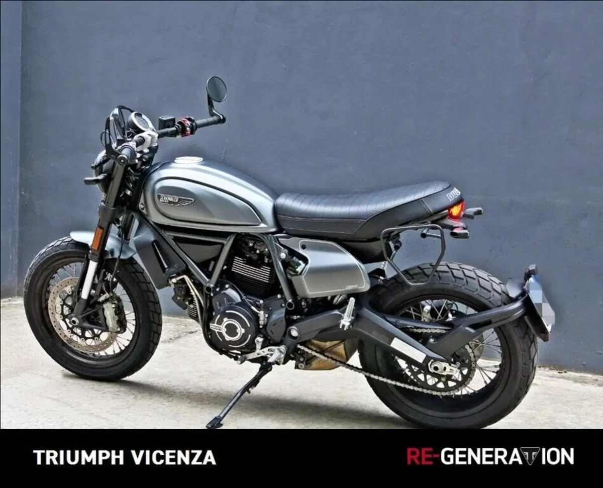 Ducati Scrambler 800 Night Shift (2021 - 22) (4)