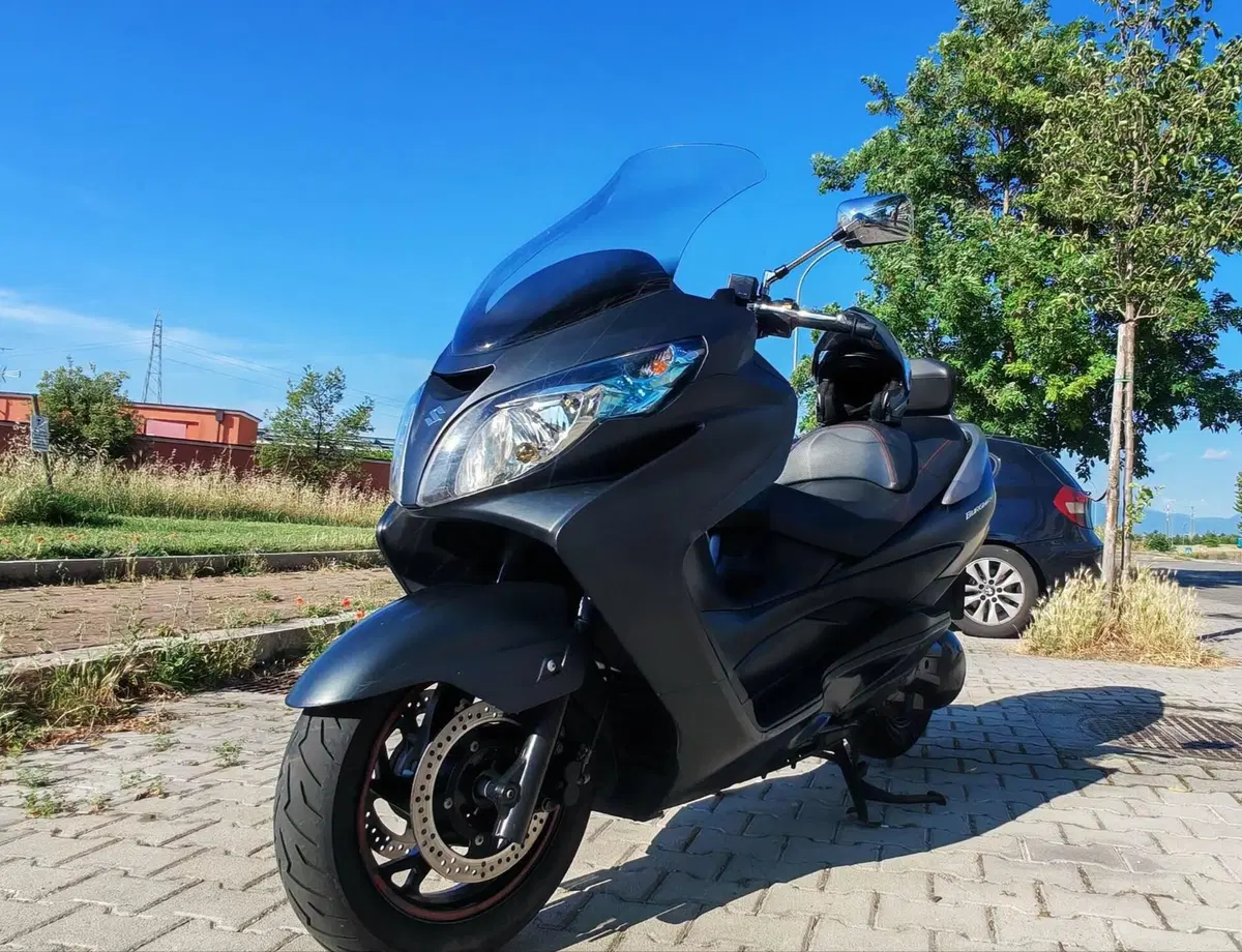 Suzuki Burgman AN 400 Lux (2012 - 16)