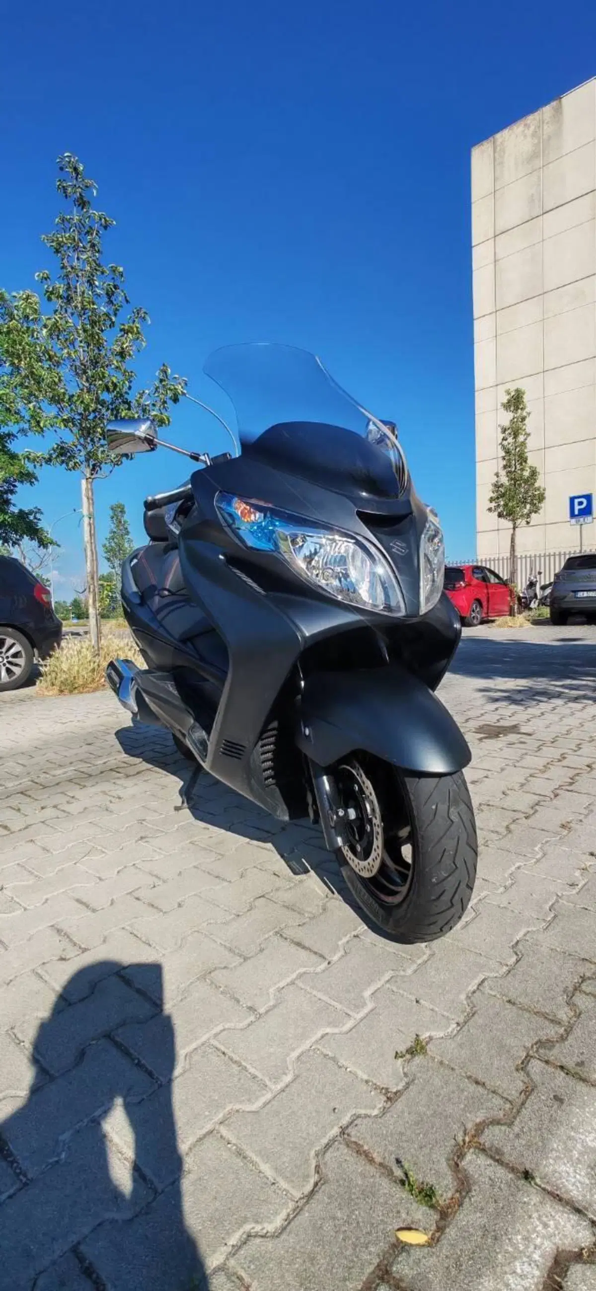 Suzuki Burgman AN 400 Lux (2012 - 16) (4)