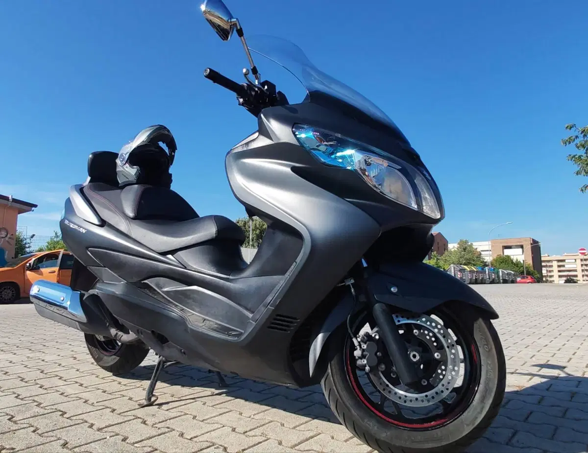 Suzuki Burgman AN 400 Lux (2012 - 16) (6)