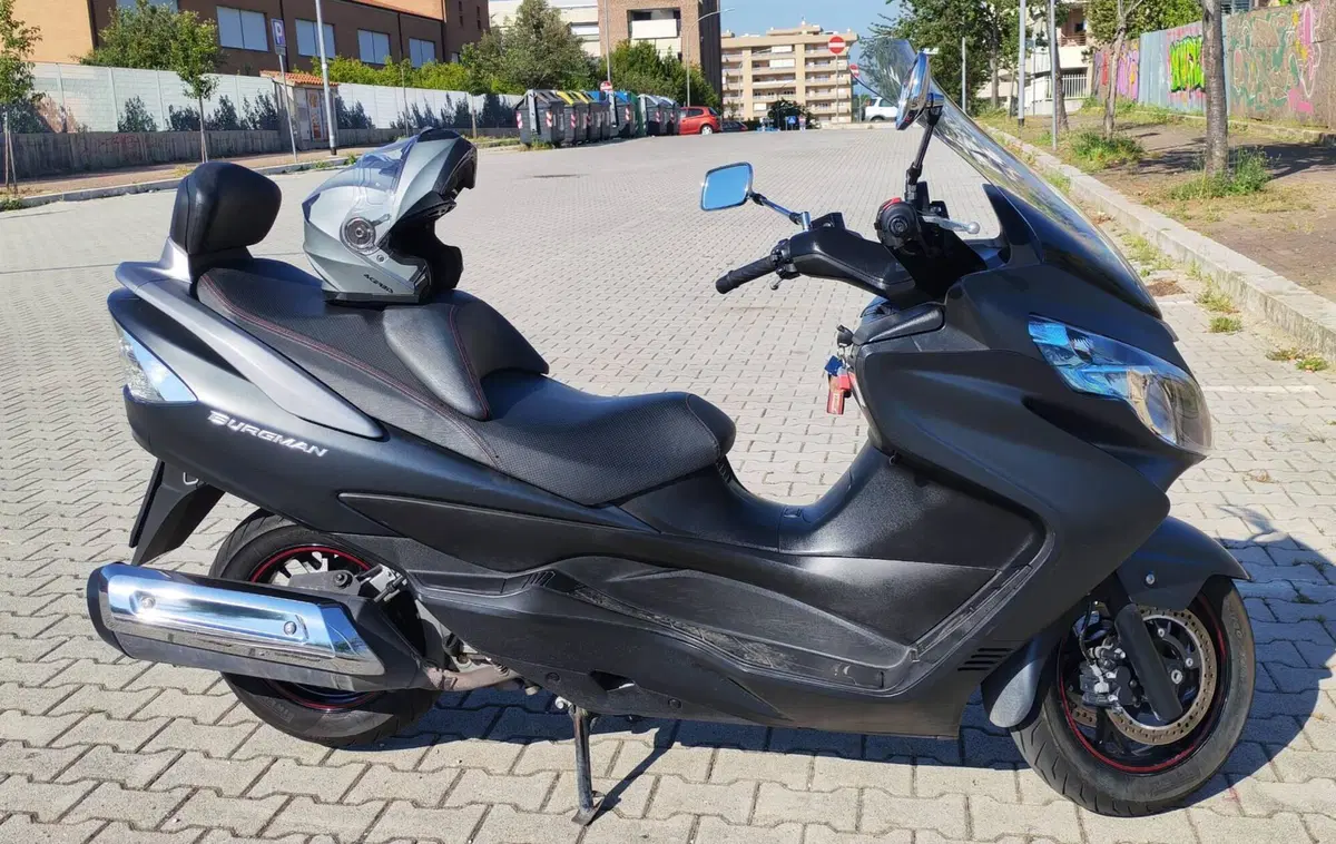 Suzuki Burgman AN 400 Lux (2012 - 16) (7)