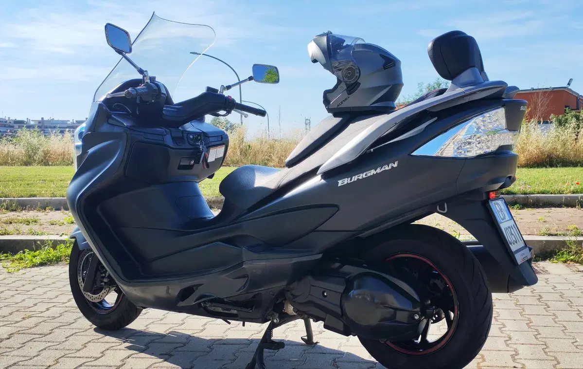 Suzuki Burgman AN 400 Lux (2012 - 16) (9)