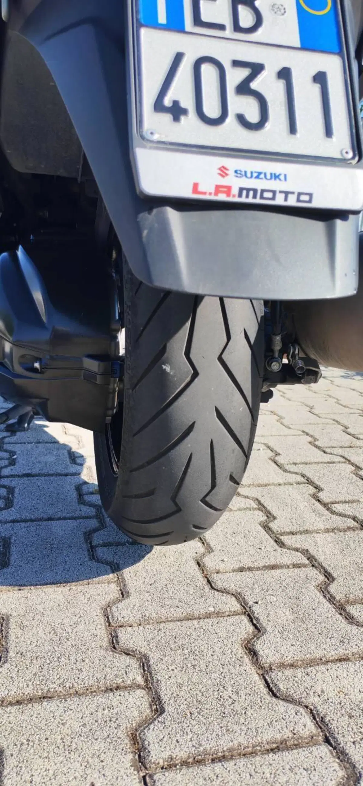Suzuki Burgman AN 400 Lux (2012 - 16) (16)