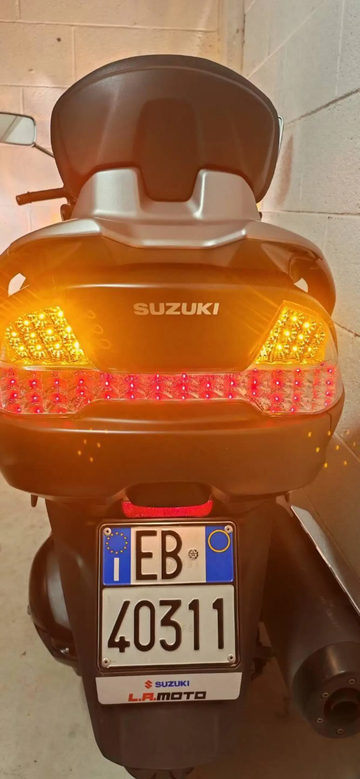 Suzuki Burgman AN 400 Lux (2012 - 16) (18)