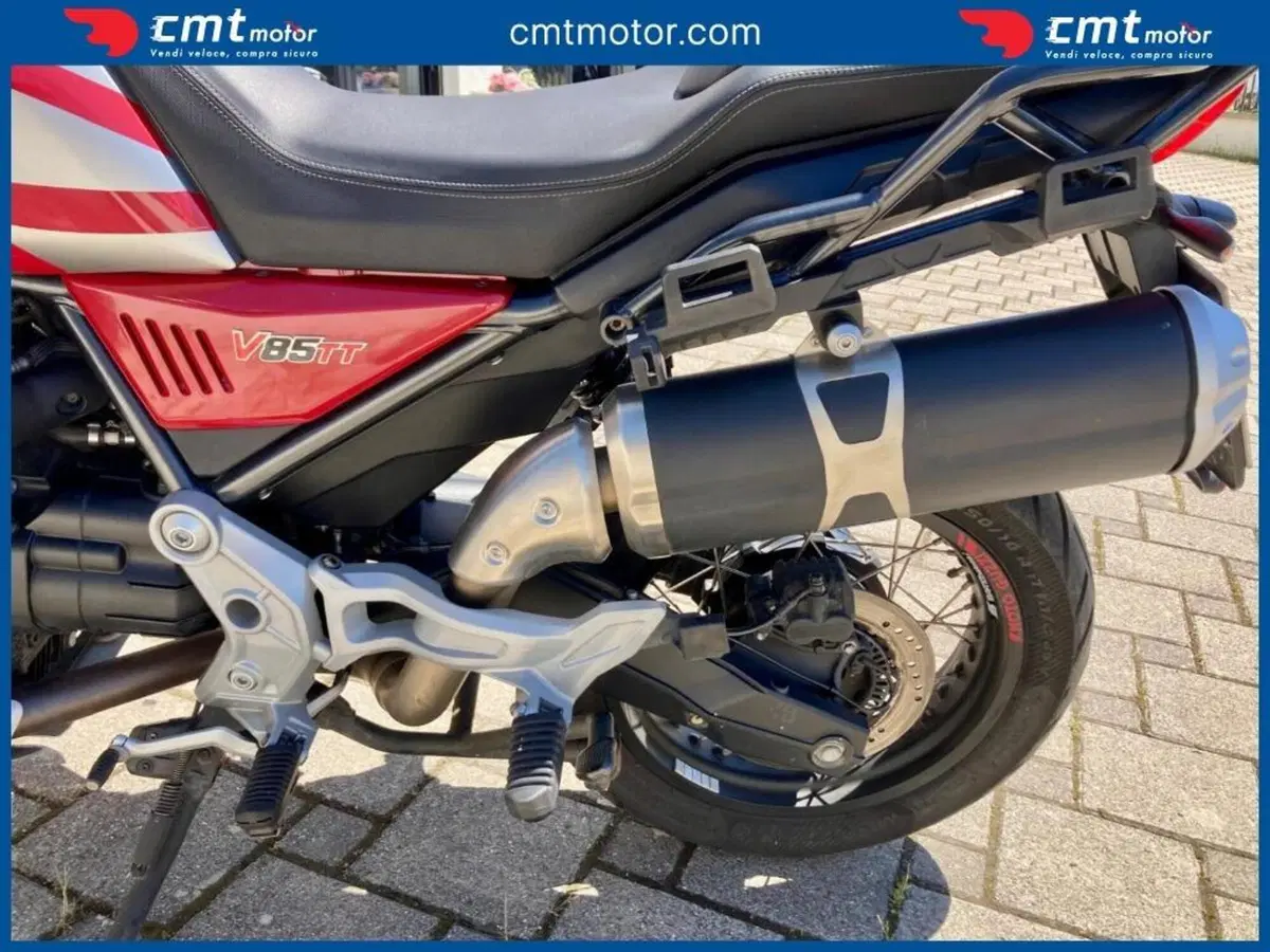Moto Guzzi V85 TT (2019 - 20) (13)