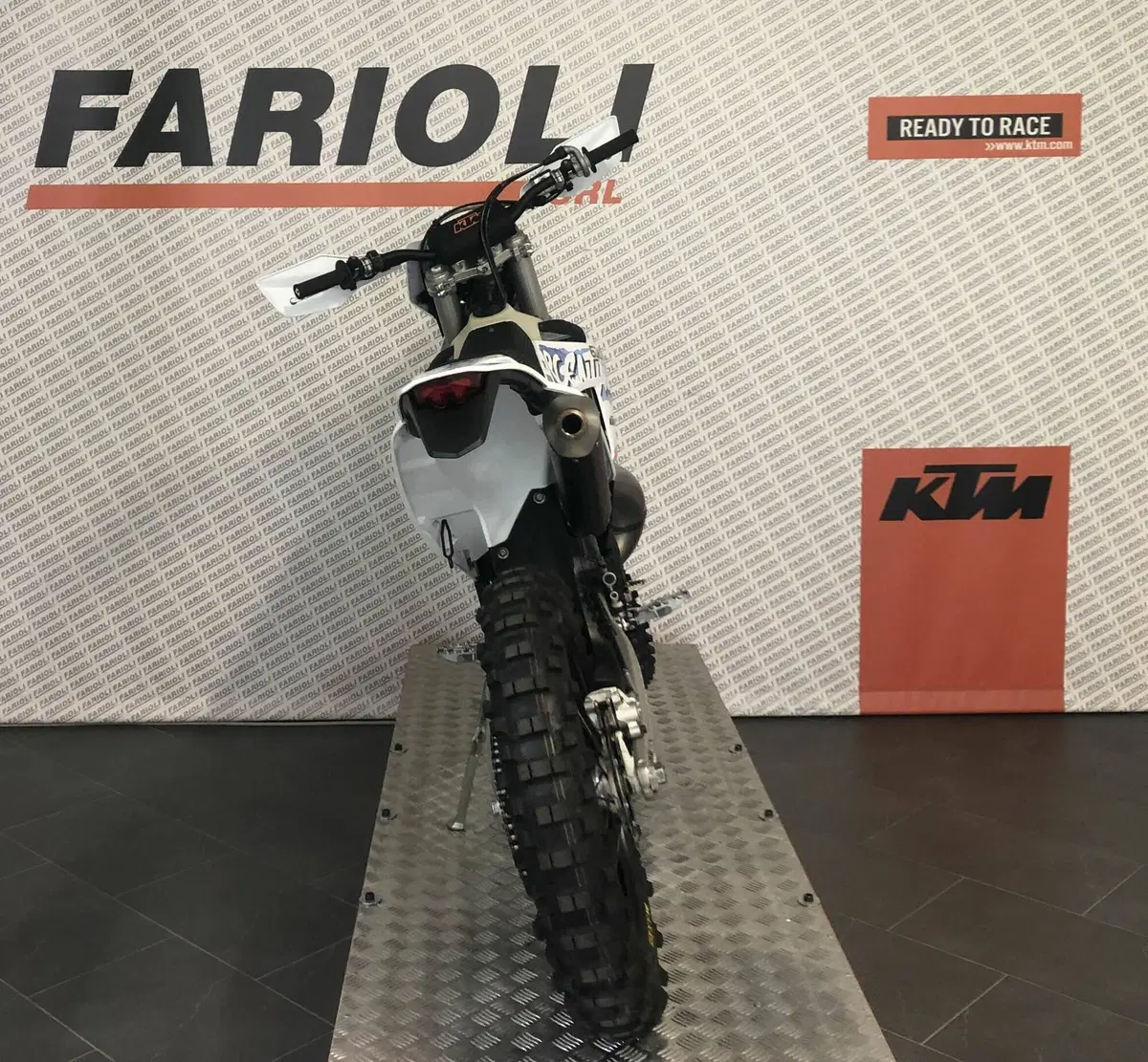 KTM 300 EXC TBI (2024) (3)