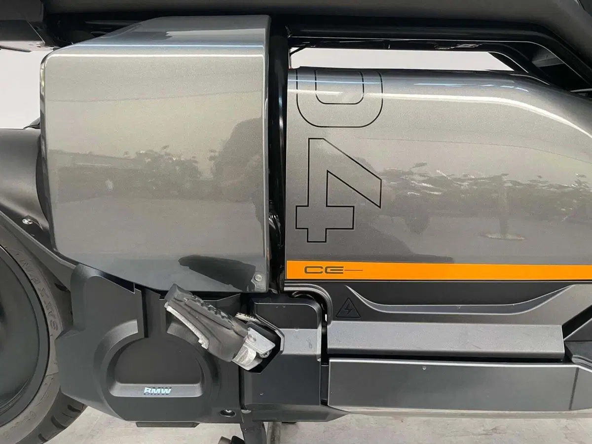 Bmw CE 04 (2021 - 25) (5)