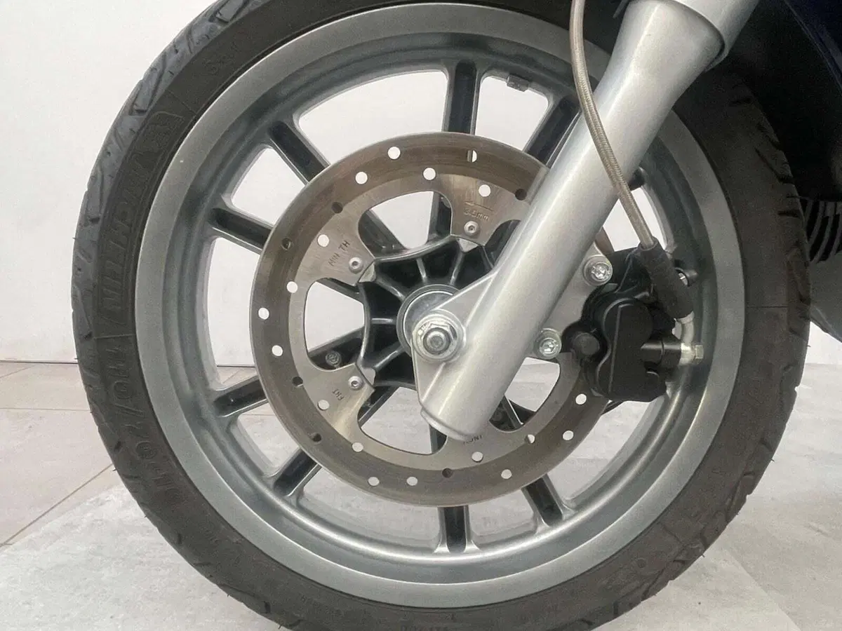 Piaggio Beverly Tourer 300 (15)