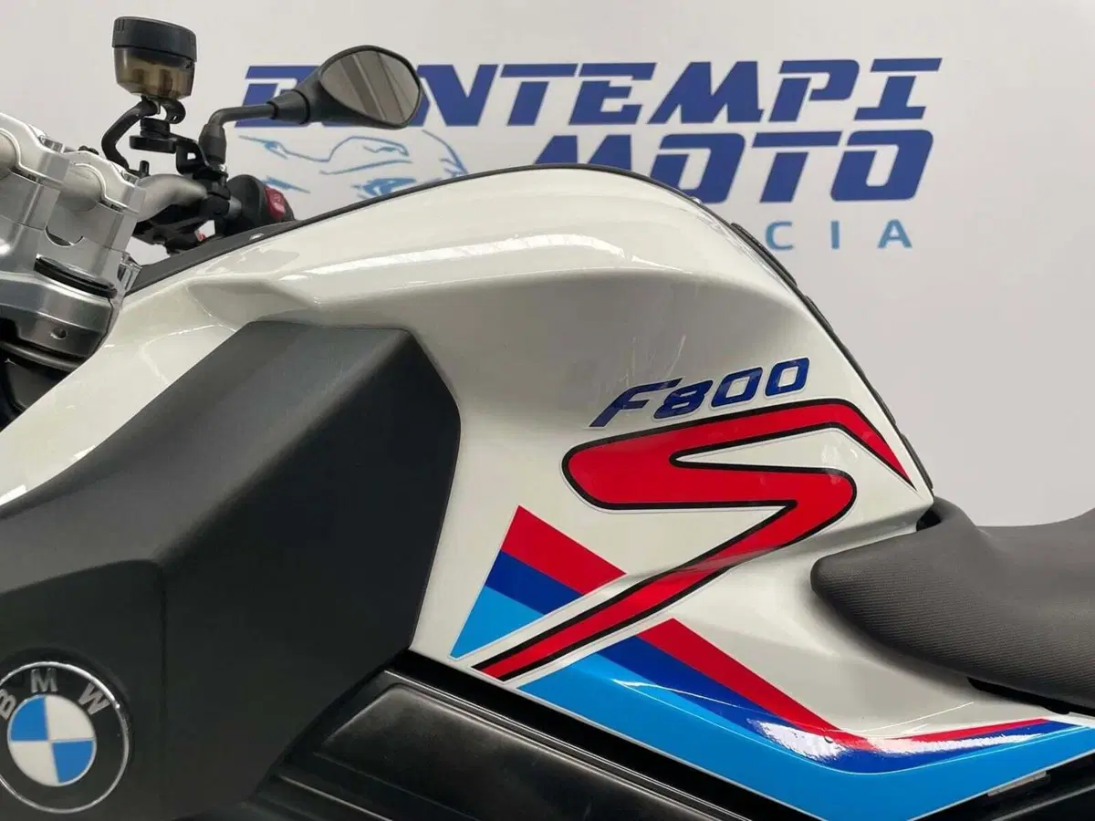 Bmw F 800 R (2009 - 11) (5)