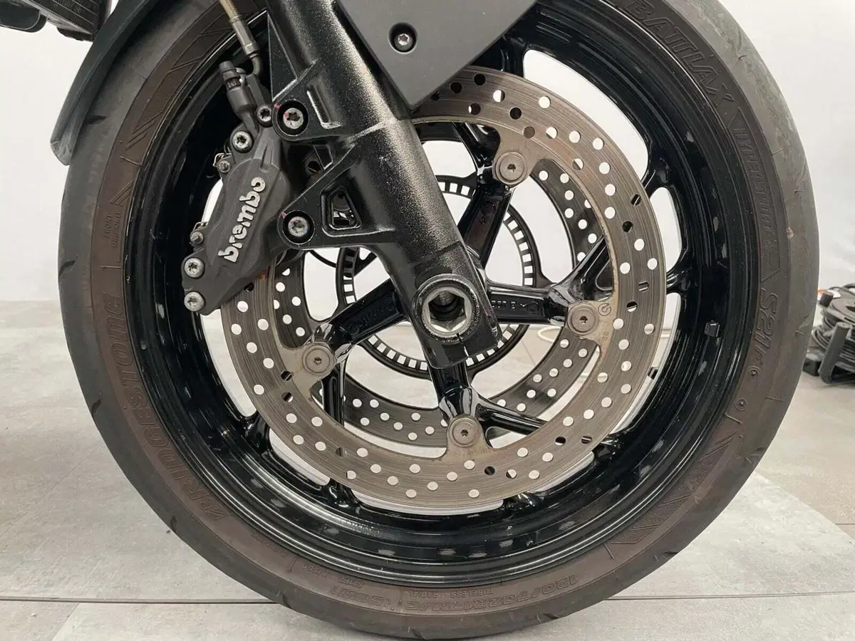 Bmw F 800 R (2009 - 11) (13)
