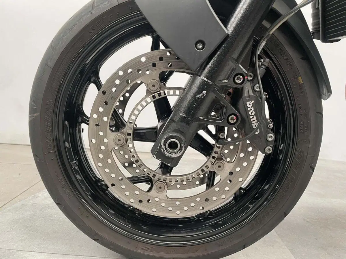 Bmw F 800 R (2009 - 11) (16)