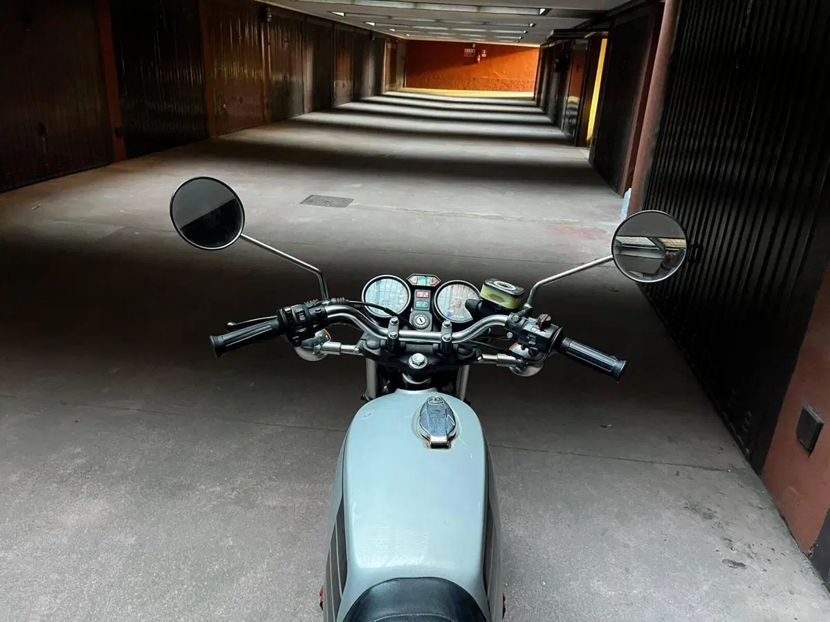 Yamaha xs 400 (7)