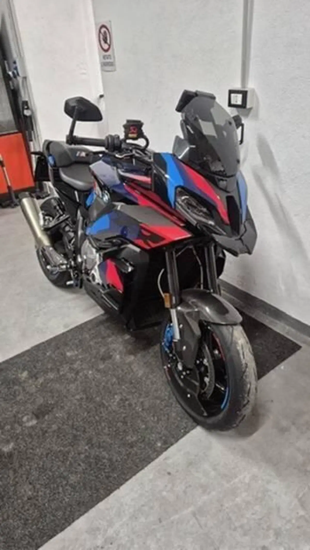 Bmw M 1000 XR (2024 - 26) (3)