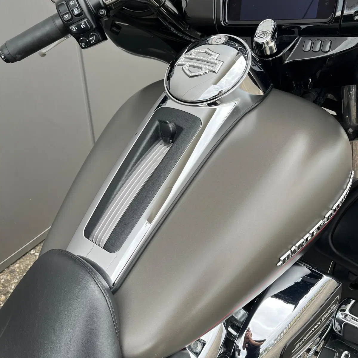 Harley-Davidson 114 Electra Glide Ultra Limited (2019) - FLHTK (9)