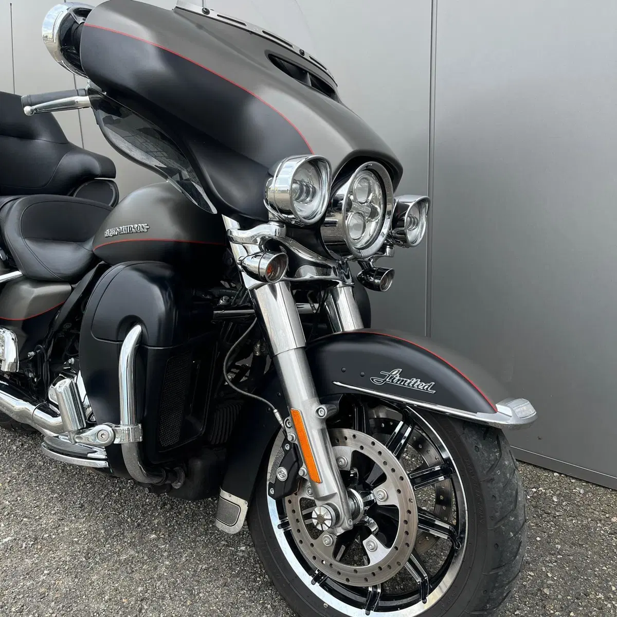Harley-Davidson 114 Electra Glide Ultra Limited (2019) - FLHTK (5)