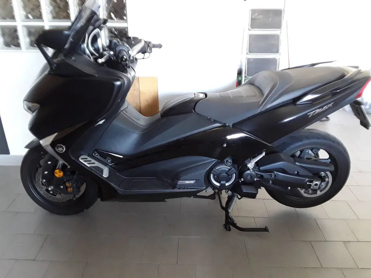 Yamaha T-Max 530 SX (2017 - 19) (3)