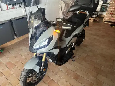 Honda X-ADV 750 DCT Travel (2021 - 24) usata