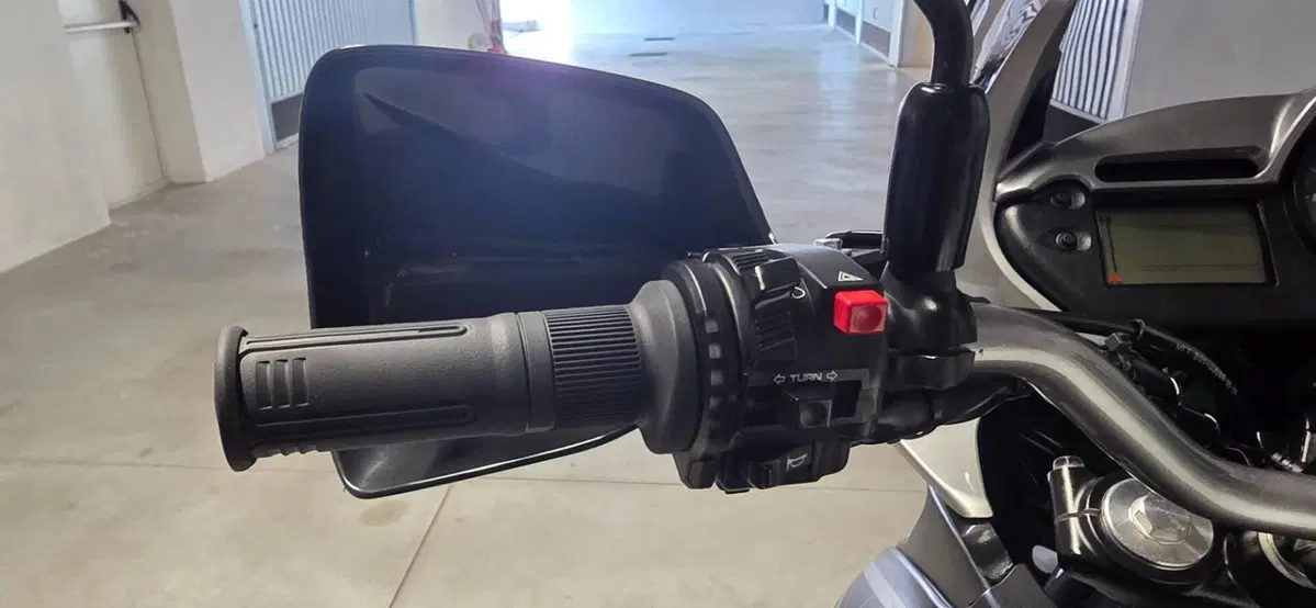Honda Transalp XL 700 V (2007 - 2013) (3)
