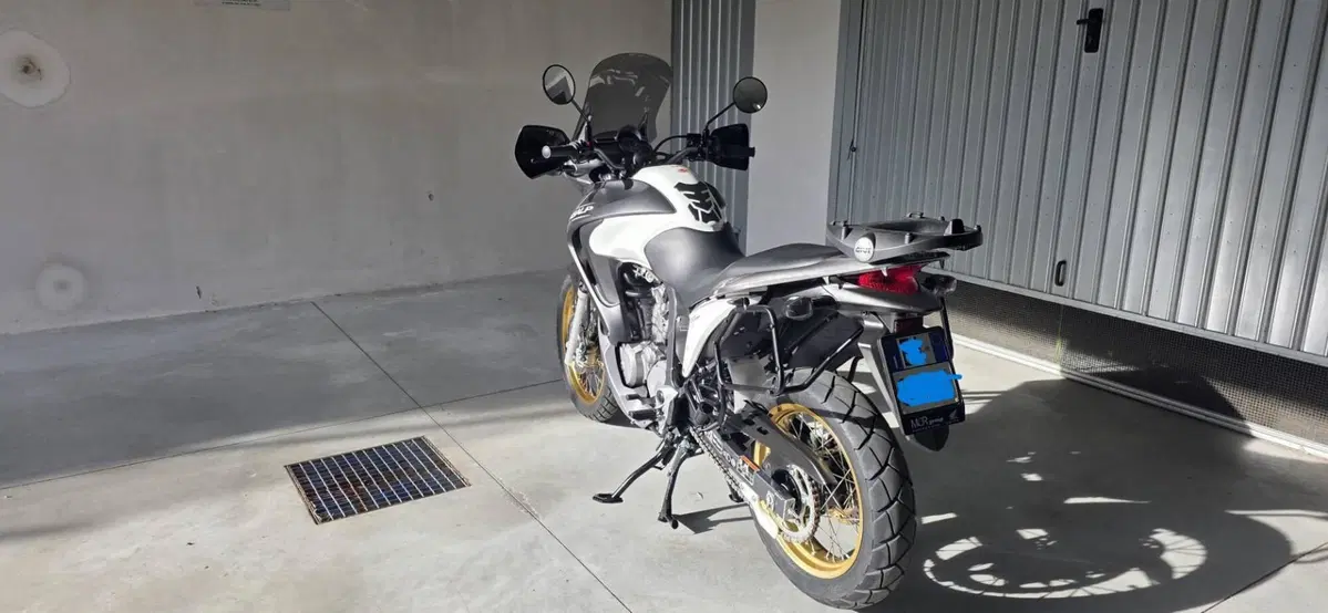 Honda Transalp XL 700 V (2007 - 2013) (10)