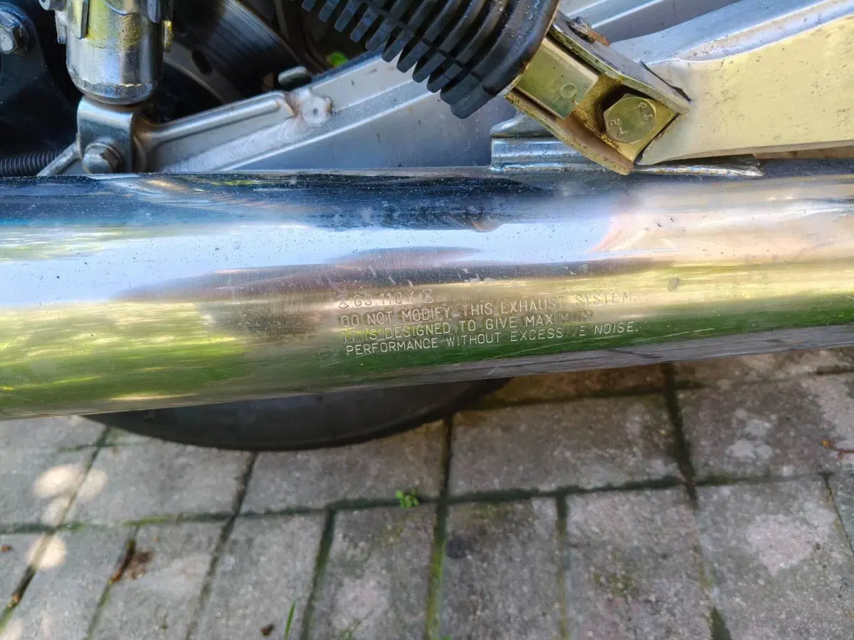 Suzuki GSX 1100 3 (6)