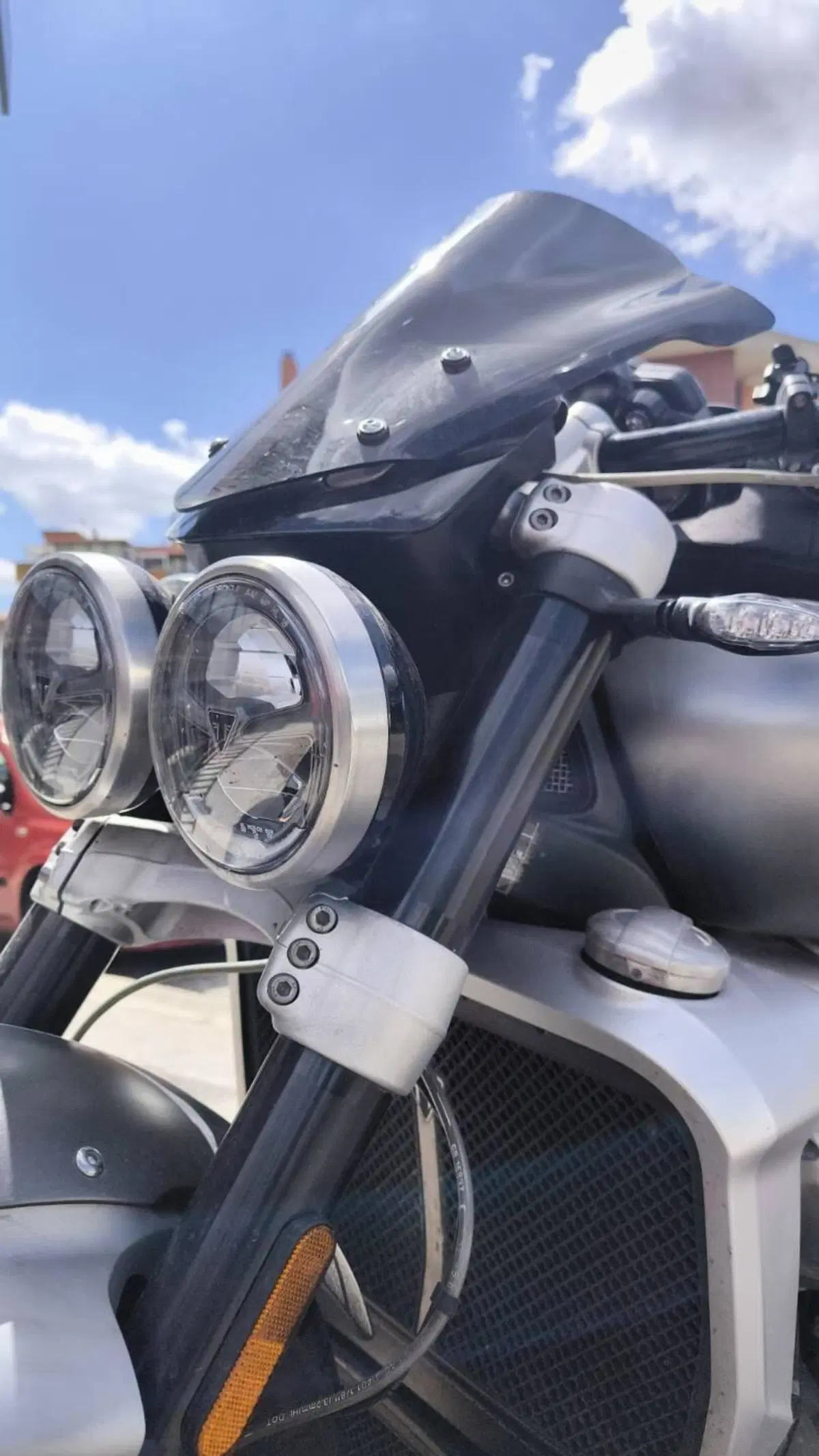 Triumph Rocket 3 R (2021 - 24) (2)