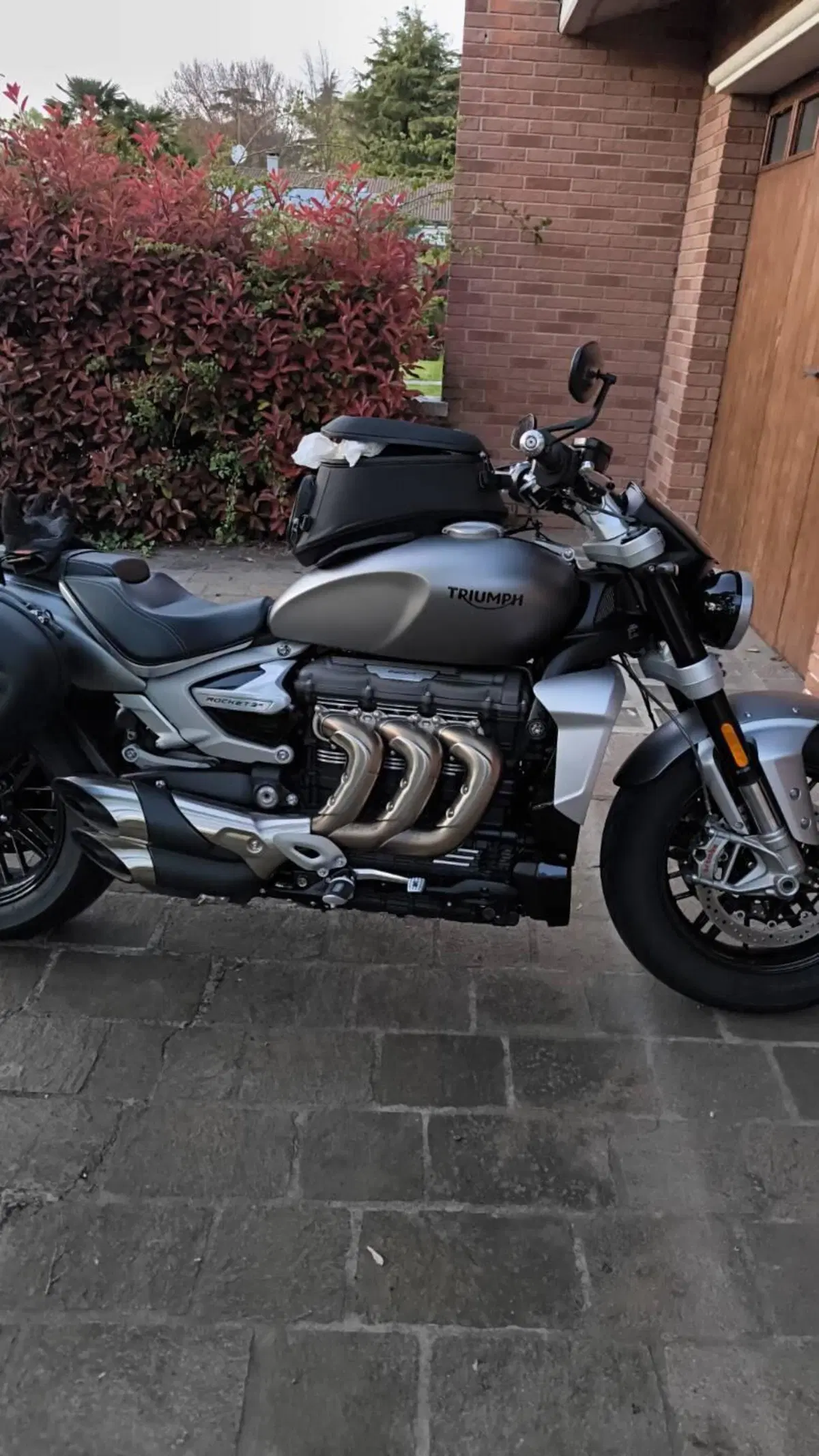 Triumph Rocket 3 R (2021 - 24) (4)