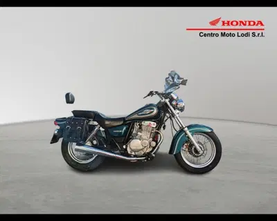 Suzuki Marauder GZ 250 usata