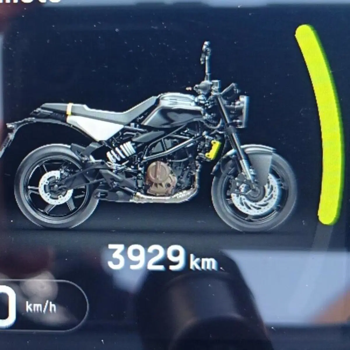 Husqvarna Vitpilen 401 (2024 - 26) (5)