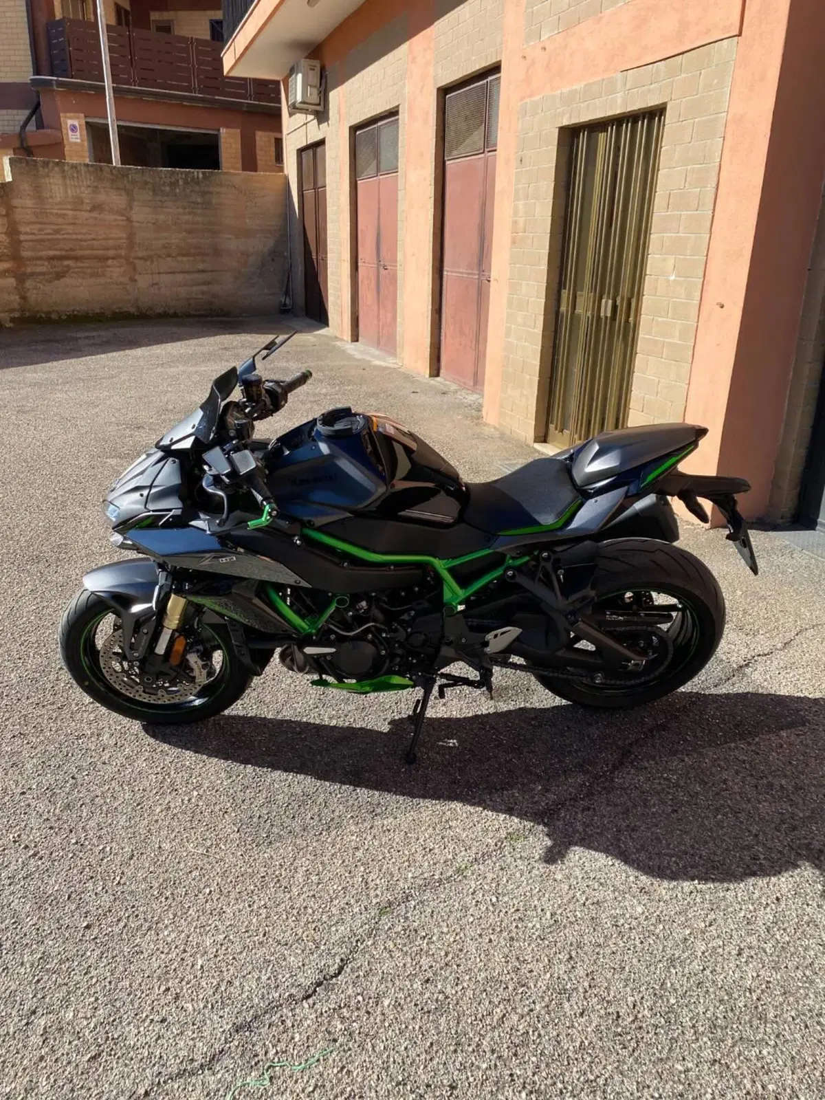 Kawasaki Z H2 SE (2025 - 26) (2)